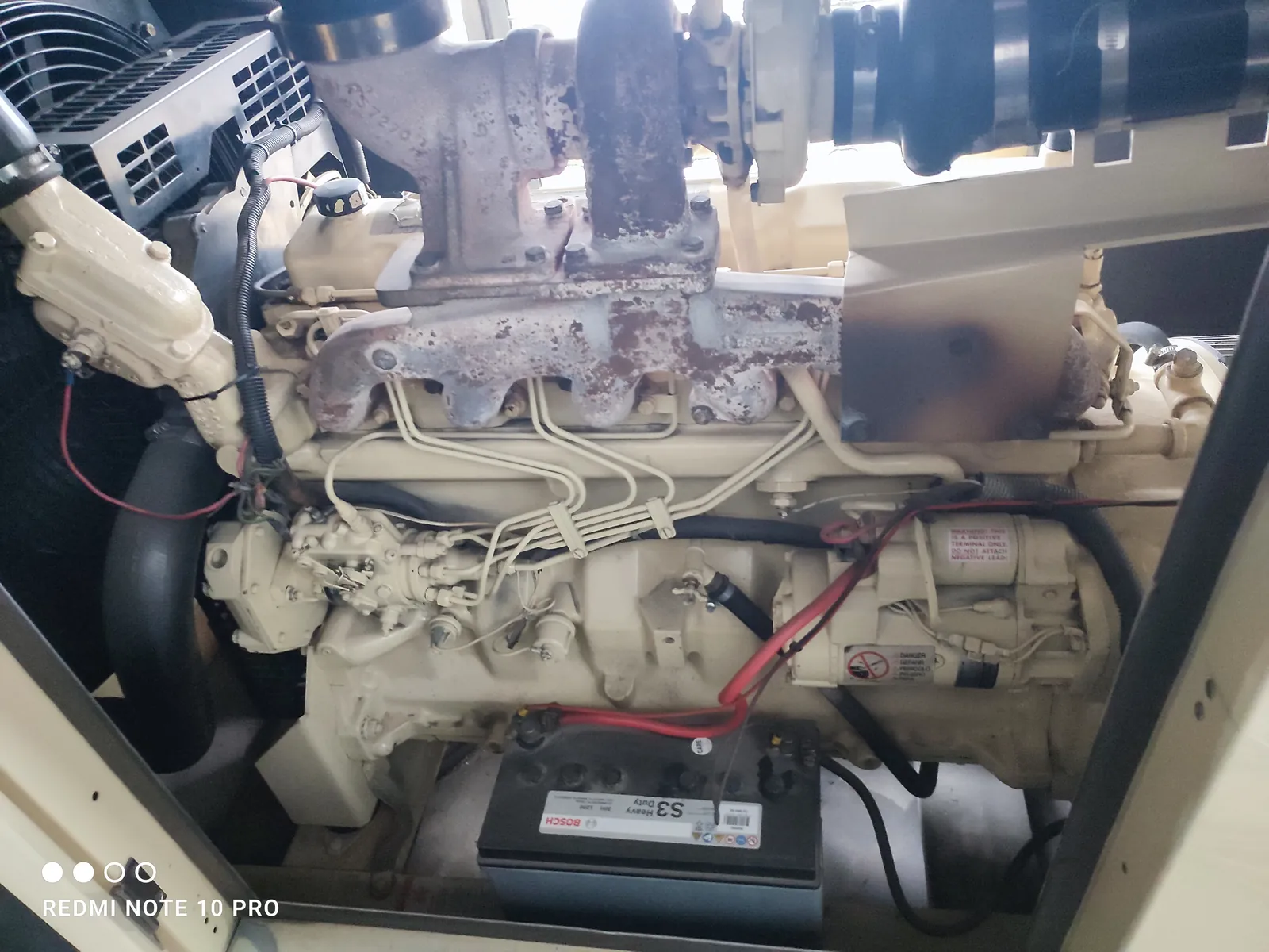 Motor Cummins generador industrial