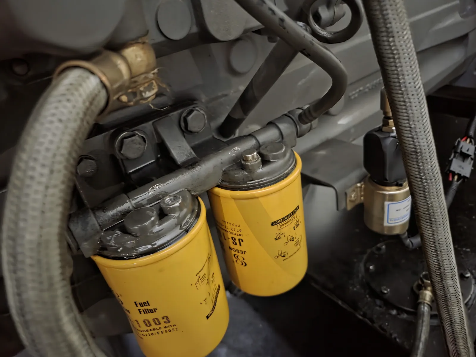 Filtros del sistema de combustible de un generador eléctrico