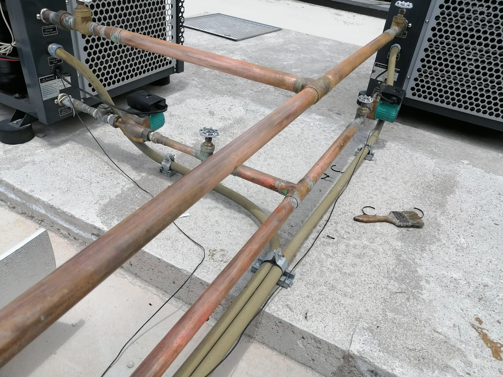Tuberías cobre refrigerante condensadoras cubierta